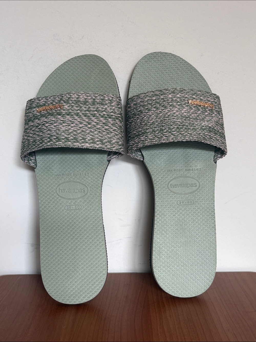 New Havaianas You Malta Slide Sandals in Green Yucca size 39-40 or US Size 9-10